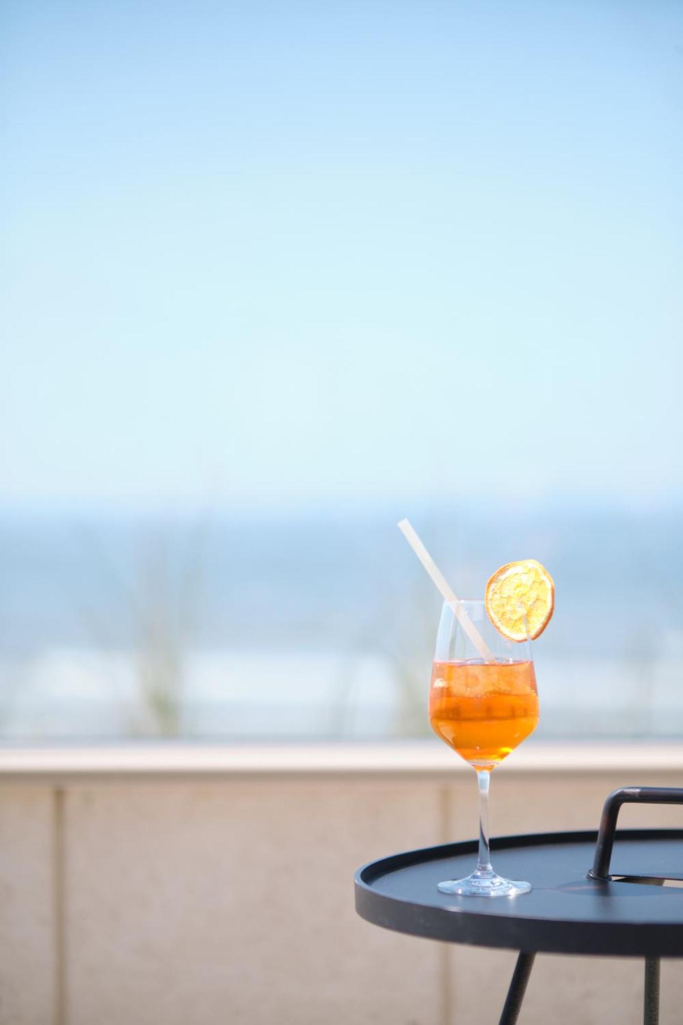 Boutique Hotel Blendin Bloemendaal Aan Zee Exteriör bild